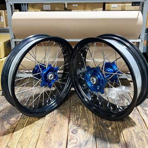 Supermoto wheel set - 08-26,