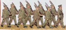 8 soldiers 1 Officer World War