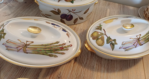 Royal worcester evesham gold - worcester,