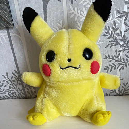 Pokémon pikachu yellow plush - pikachu,