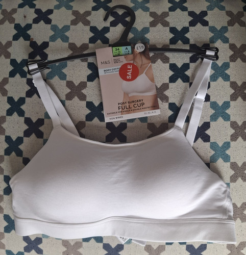 White 34a post - m&s, surgery