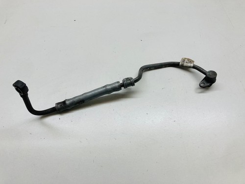 Turbo oil feed - pipe, focus
