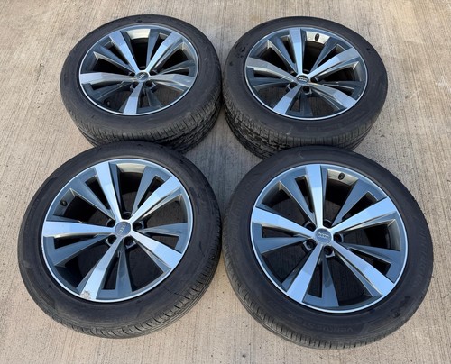 Genuine audi q8 s - q7,