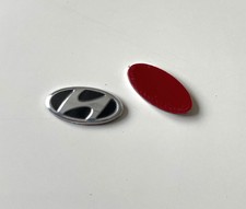 2x Hyundai 14mm x 7mm Logo