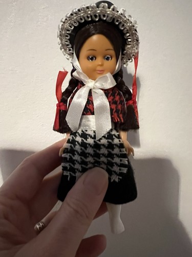 Vintage welsh souvenir - vintage,