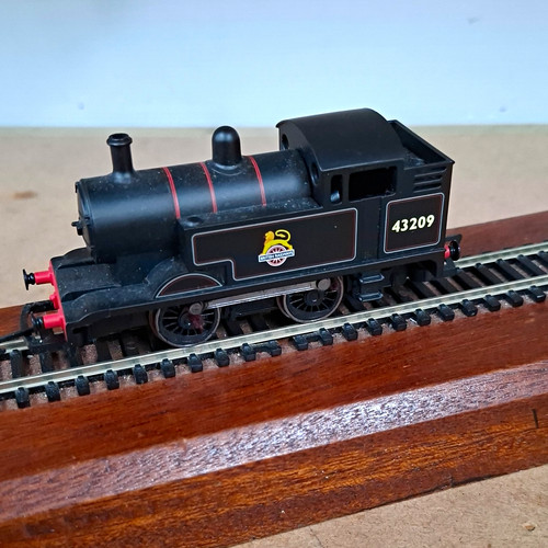 Hornby r2877 0 - hornby, locomotive