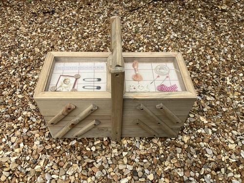 Small wooden cantilever sewing