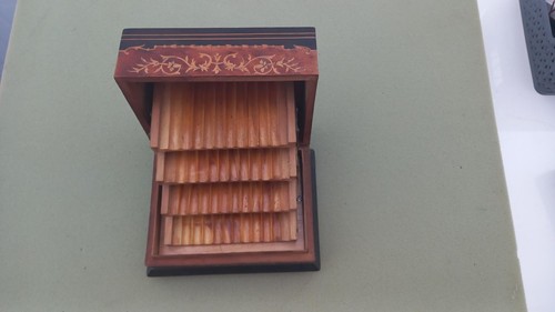 Vintage musical cigarette box - musical,