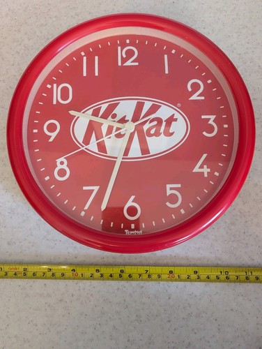 Collectible kit kat themed - kit,
