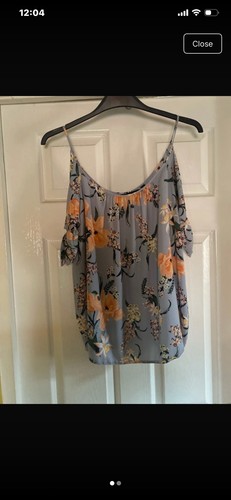 Cold shoulder top - shoulder,