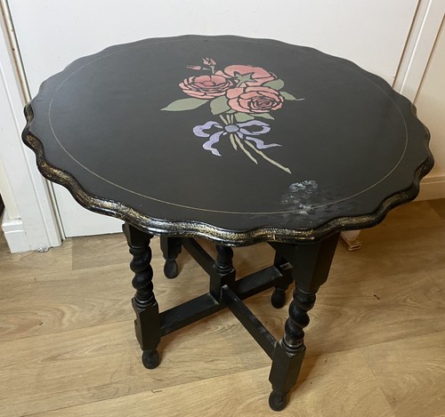 Vintage wooden round - round, folding