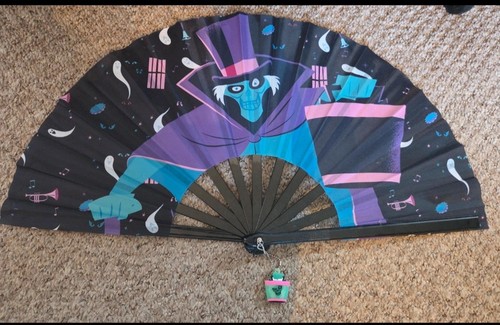 Disney haunted mansion hand