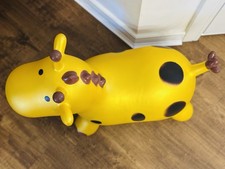 Bouncy animal hopper