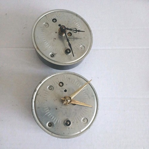 Metamec pair mantle clock - ,
