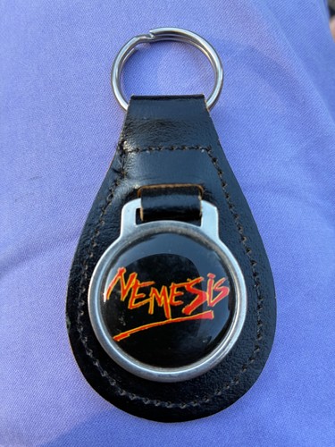 Nemesis alton towers keyring - nemesis,