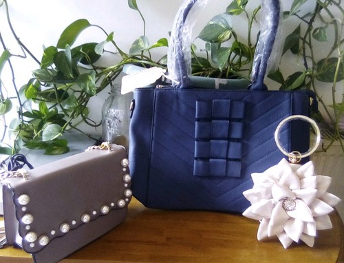 Women handbag bundle - women's,