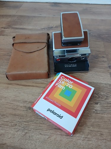 Vintage polaroid land - sx-70,