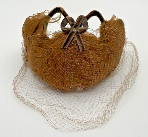 Brown feathered fascinator hat - brown,