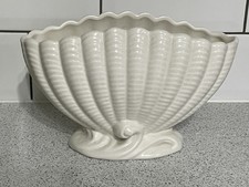 SYLVAC CREAM CLAM SHELL & WAVES MANTLE VASE No. 513 ENGLAND