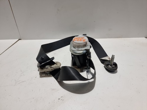Nissan elgrand seat belt - elgrand,