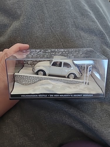 James bond volkswagen beetle - james,