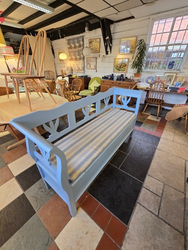 Settle bench restored with - bench., restored,