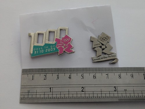 London olympics pin - london,
