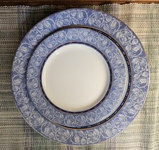 Wedgwood Intaglio White