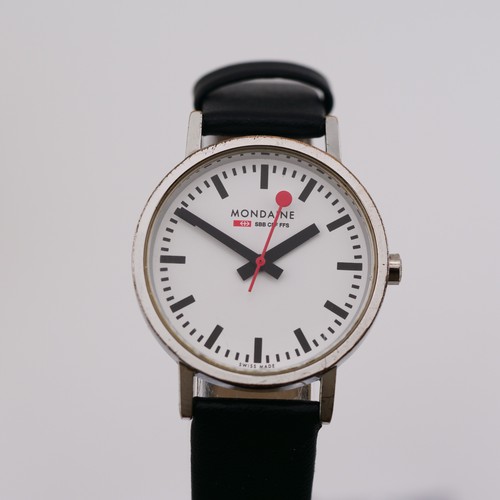 Mondaine official swiss - official,