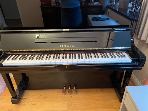 Yamaha upright piano - upright,