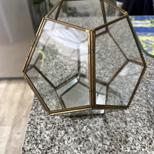 Artistic gold trimmed - gold,