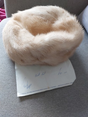 Vintage mink fur hat - hat, size