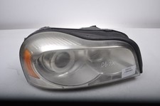 VOLVO XC90   FRONT RIGHT LIGHT