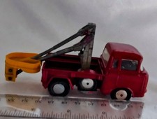 CORGI TOYS 409 JEEP FC-150 RED TRUCK HYDRAULIC AERIAL PLATFORM DIE-CAST VINTAGE 