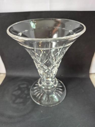 Crystal glass trumpet shaped - trumpet,