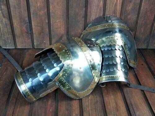 Pair pauldrons hussar - pair, of