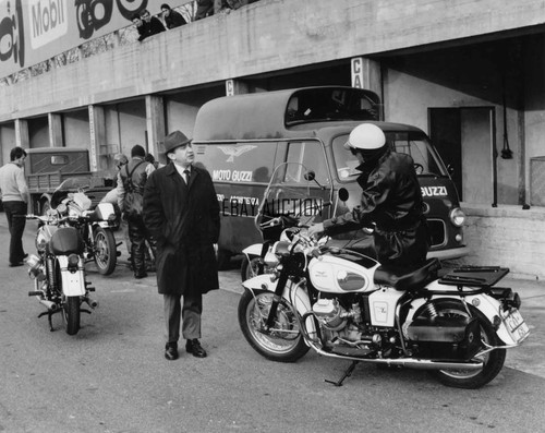 Moto guzzi ambassador 750 - ambassador, v7
