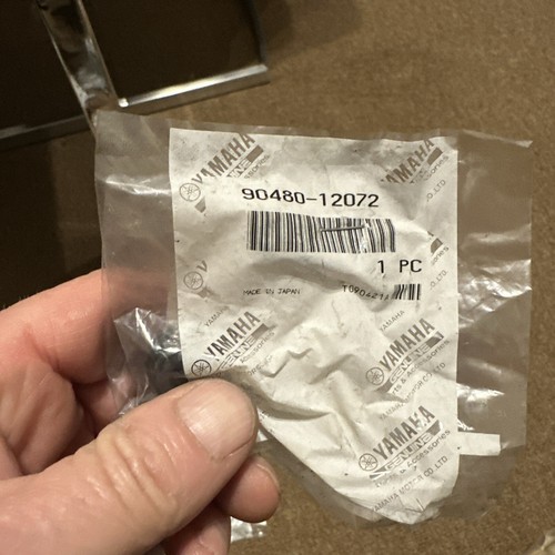 Yamaha grommet 90480 12072 - grommet,, 90480-12072