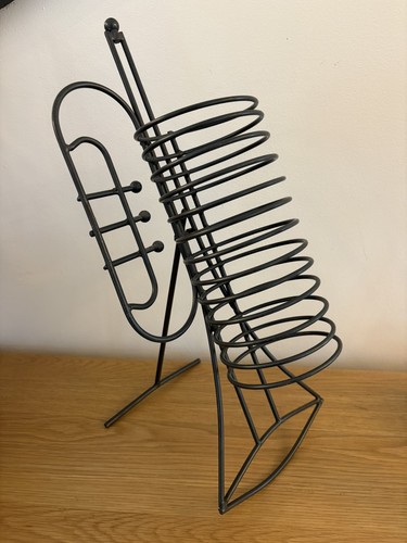 Metal trumpet shaped - metal, cd