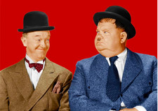 STAN LAUREL AND OLIVER HARDY - 4"X6" PHOTOGRAPH