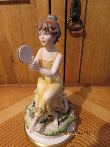 Vintage capodimonte style - vintage,