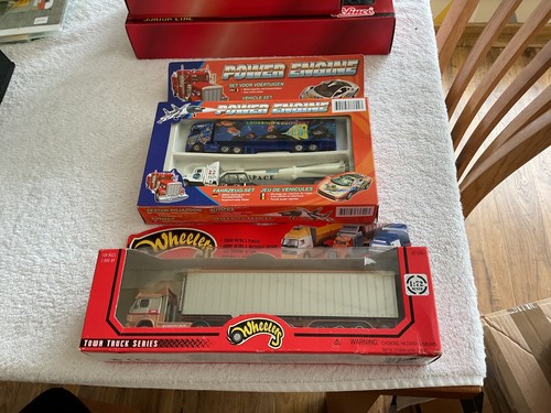 Model lorries - oo,