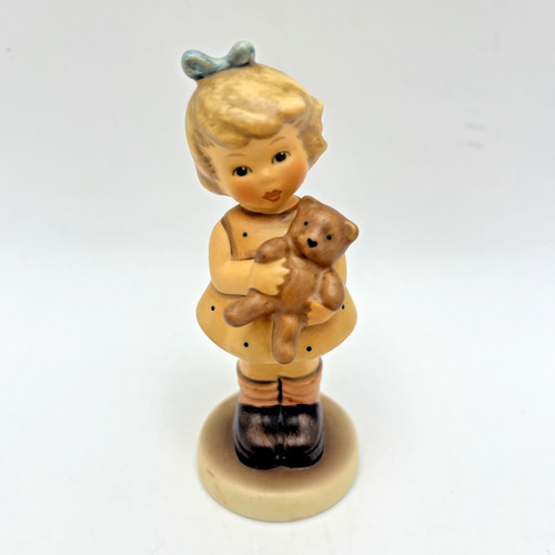 Goebel hummel cuddles - j.,
