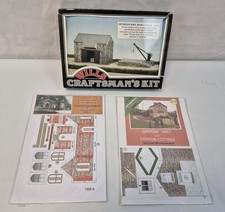 Wills CK15 Craftsmans Kits Goods Shed, Loading Bank & Crane Plastic Kit E2