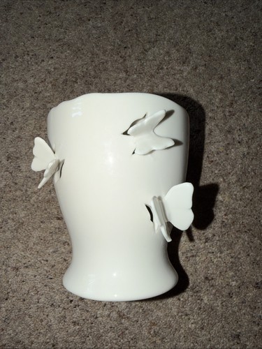 Yankee candle wax burner - candle,