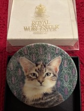 Royal Worcester Lesley Anne Ivory/ Ivory Cats Portrait Mini Plate 9.5cm