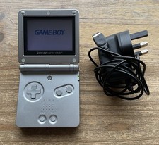 Silver Nintendo Gameboy