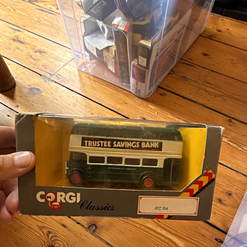 Corgi classics aec bus - corgi,