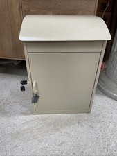 Garden Trading Stowe Parcel Box Post Box Clay Cream Steel Drop Box Lockable