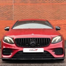 Front Grille Black Emblem Star